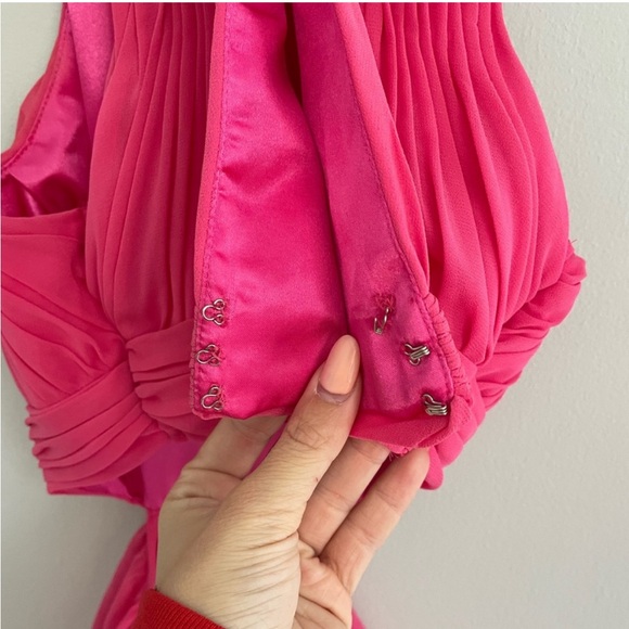 MAC DUGGAL NWT Hot Pink TIERED RUFFLE PLEATED HIGH NECK BALL GOWN!! - Picture 7 of 8